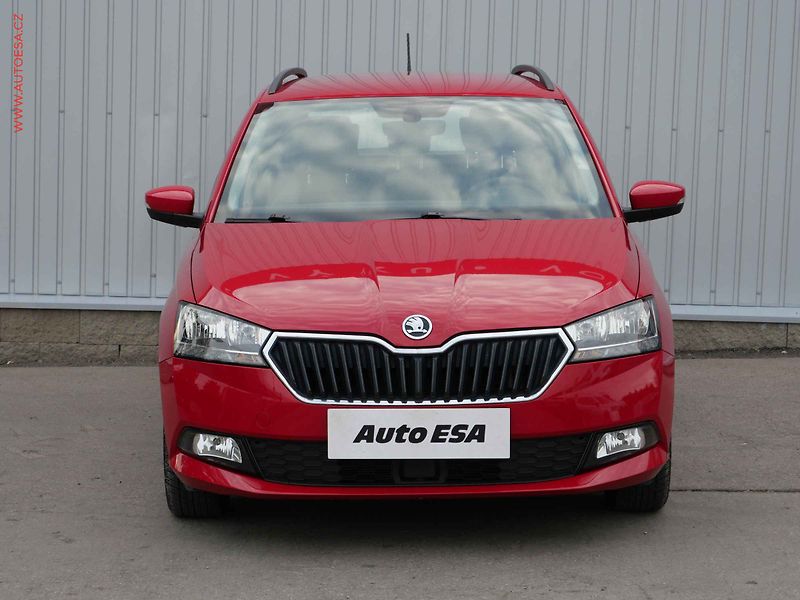 Škoda Fabia (2021) 1.0TSi, ČR, Ambition, AC - fotka 2 z 21