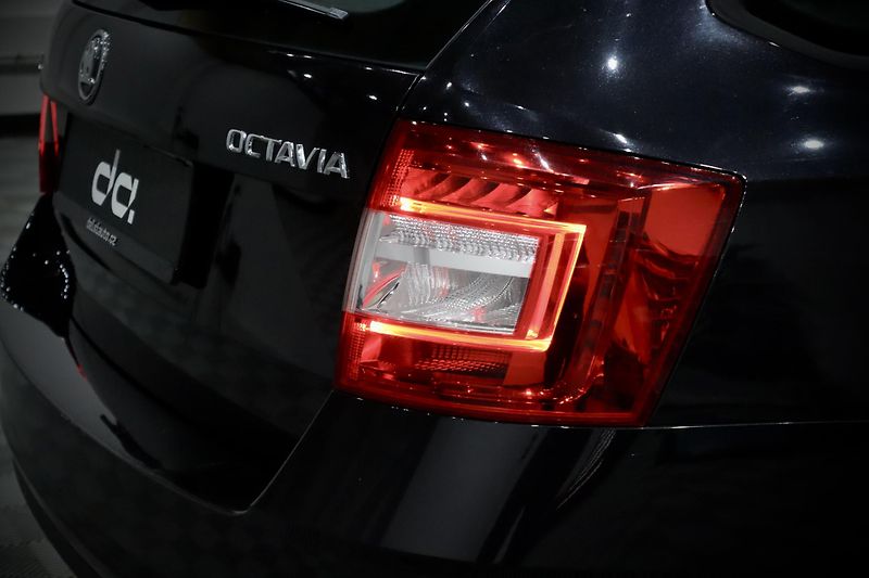 Škoda Octavia 3 FL Combi 1.4 TSI 110 kW DSG - fotka 9 z 31