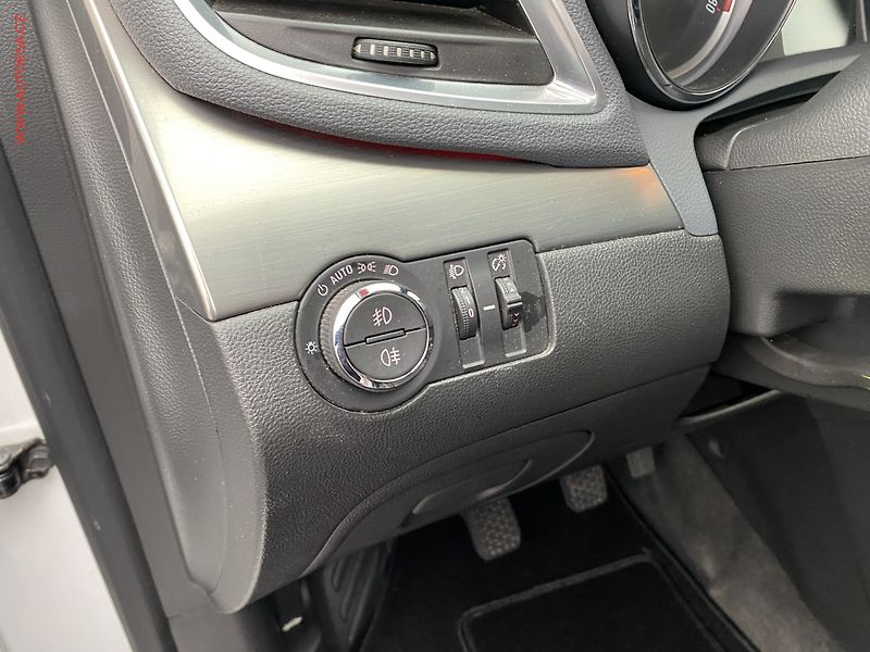 Opel Mokka (2014) 1.4T, Cosmo, kůže, navi - fotka 15 z 18