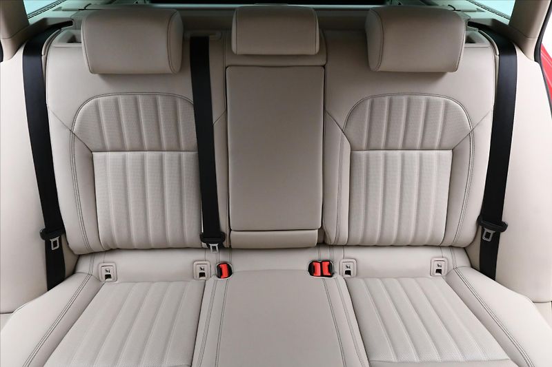 Škoda Superb 2,0 TDI 147 kW L&K DSG Záruka - fotka 29 z 32