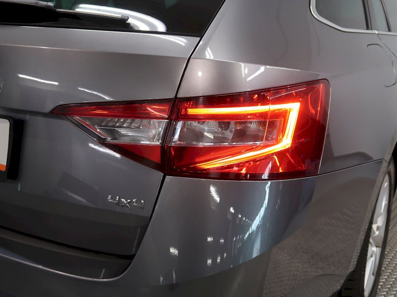 Škoda Superb (2022) STYLE 2.0TDI 147KW 4x4 DSG TAŽ - fotka 11 z 44