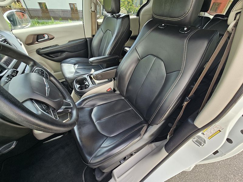 Chrysler Pacifica (2021) 3.6 i 221kw Pacifica Limited - fotka 9 z 19