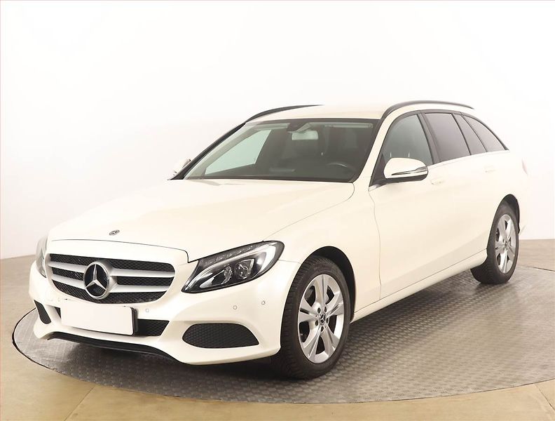 Mercedes-Benz Třídy C (2017) C 220 d, Automat, Kůže, Navi - fotka 2 z 16