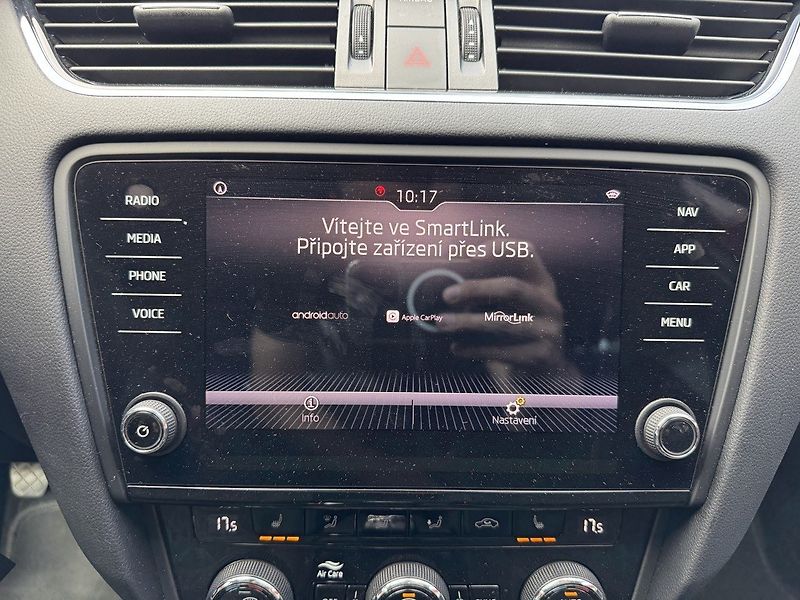 Škoda Octavia (2018) 1.5TSi LED Navi Výhřev Okna - fotka 14 z 50