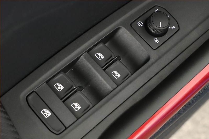 Škoda Fabia (2026) 1.0 TSI, Monte Carlo, FullLed - fotka 20 z 20