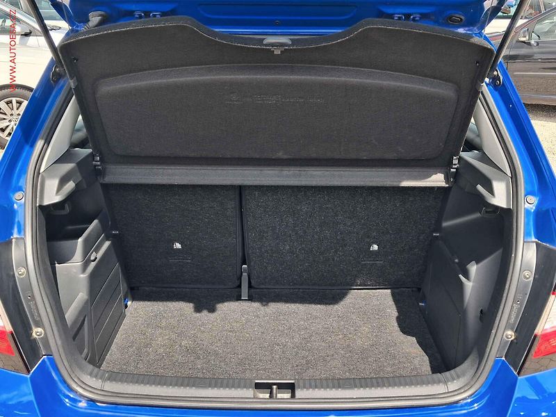 Škoda Fabia (2019) 1.0MPi, 2.maj,ČR, AC - fotka 7 z 16