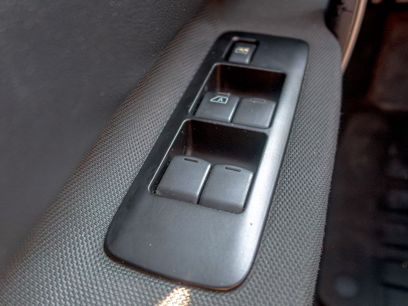 Nissan Qashqai (2008) 1.6i 16V 84KW PANO – 2x ALU - fotka 26 z 45