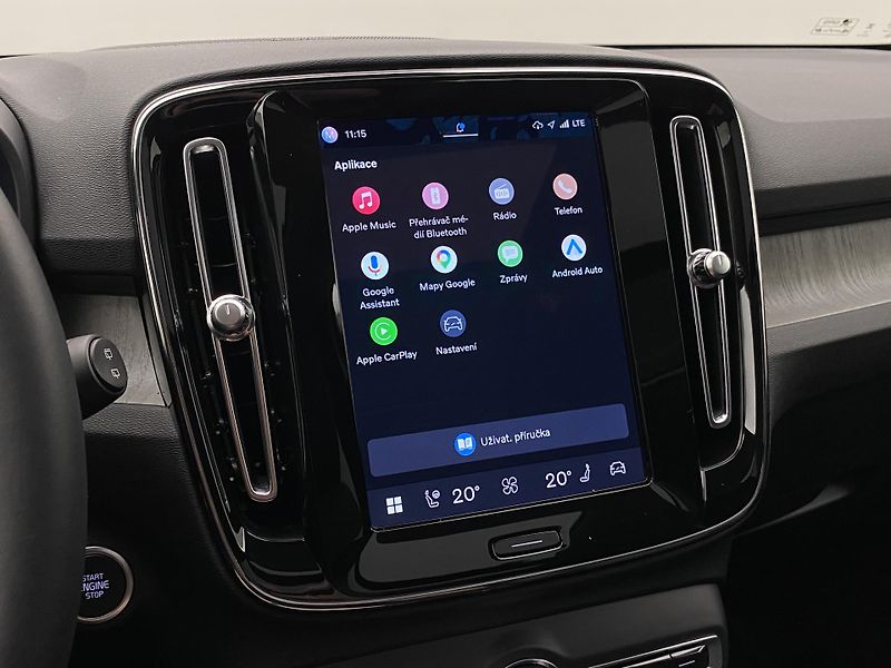 Volvo XC40 B4 DARK ULTIMATE AUT CZ - fotka 8 z 56