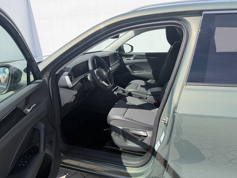 Volkswagen Tayron (2026) People 7DSG mHEV 1,5eTSI - fotka 5 z 7