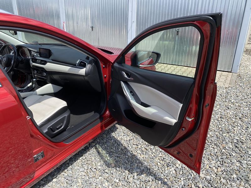 Mazda 6 2.2 SKYACTIVE 175PS 4x4 CR DPH - fotka 122 z 160