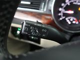 Škoda Superb (2012) Elegance 2.0 TDI, Navi, Xenony - náhled 19