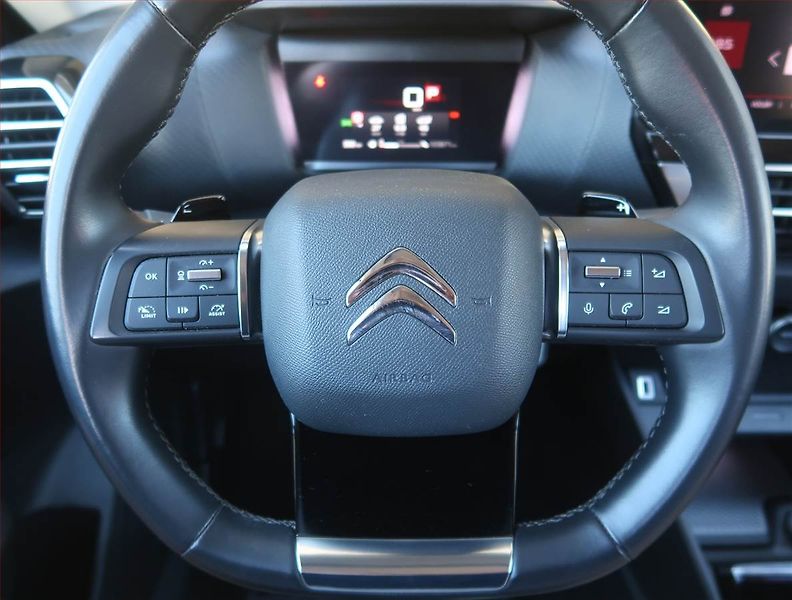 Citroën C4 (2021) 1.5 BlueHDi, Automat - fotka 16 z 20