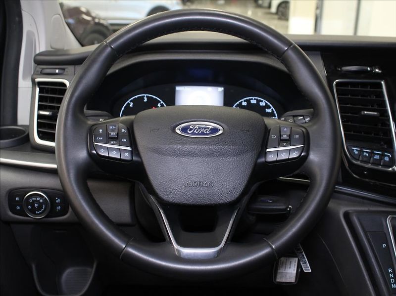 Ford Tourneo Custom 2,0 EB 125kW AT L2 Titan.X ČR - fotka 10 z 25