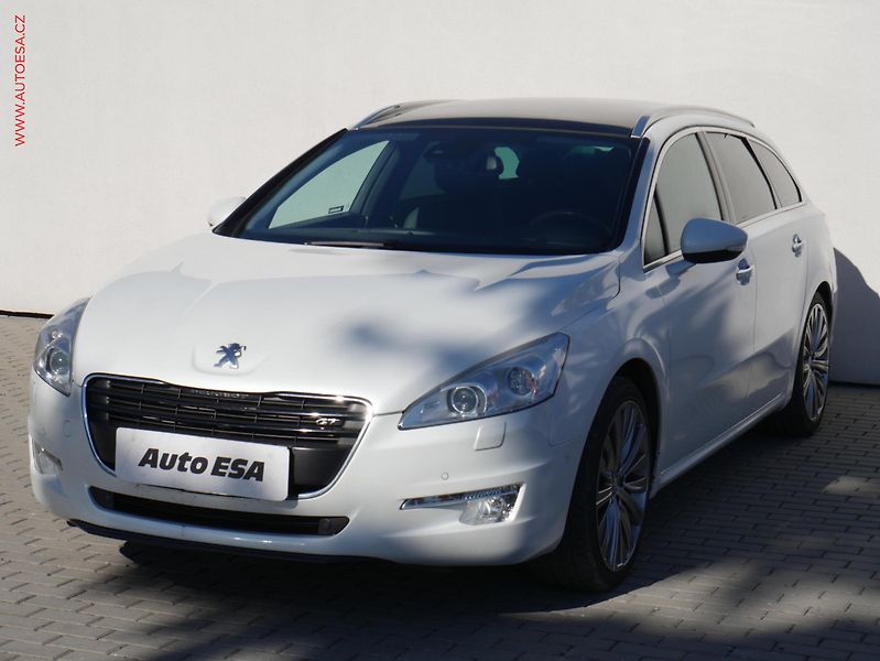 Peugeot 508 (2011) 2.2 HDi, ČR, GT, AT, bixen - fotka 3 z 21