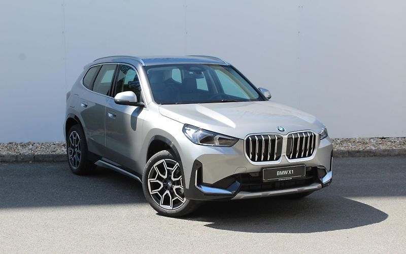 BMW X1 xDrive20d - fotka 2 z 14