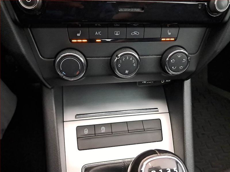 Škoda Octavia (2017) 1.6 TDI, ČR,1.maj, Tempomat - fotka 13 z 17