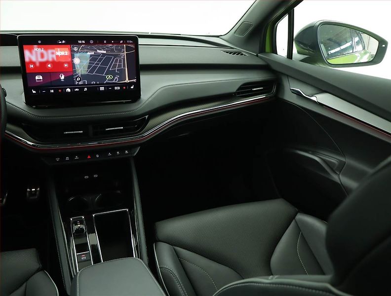 Škoda Enyaq (2023) 85x (82 kWh), SoH 93% - fotka 8 z 22