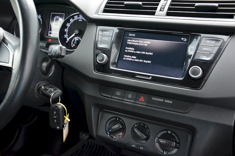 Škoda Fabia (2020) 1.0 TSI 70 kW Ambition PLUS - fotka 20 z 21