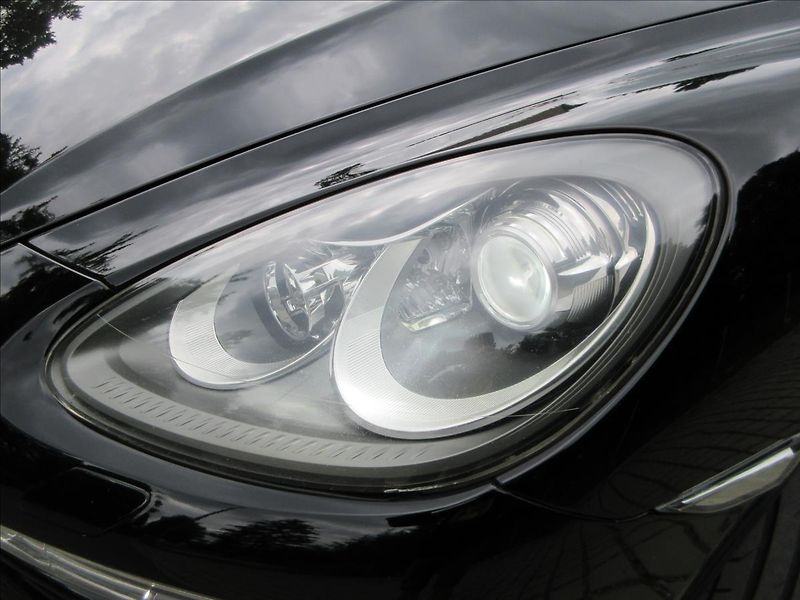 Porsche Cayenne 3,0 D, Navi, Kůže, 20ALU - fotka 29 z 33