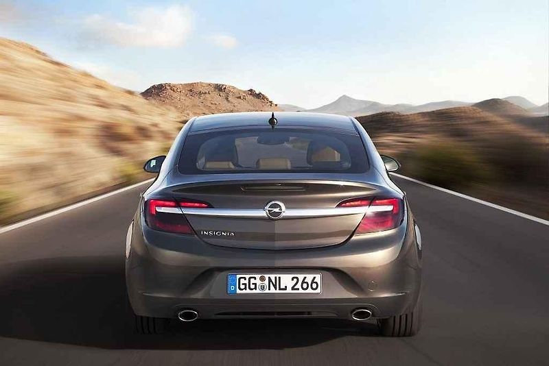 Modernizovaný Opel Insignia.