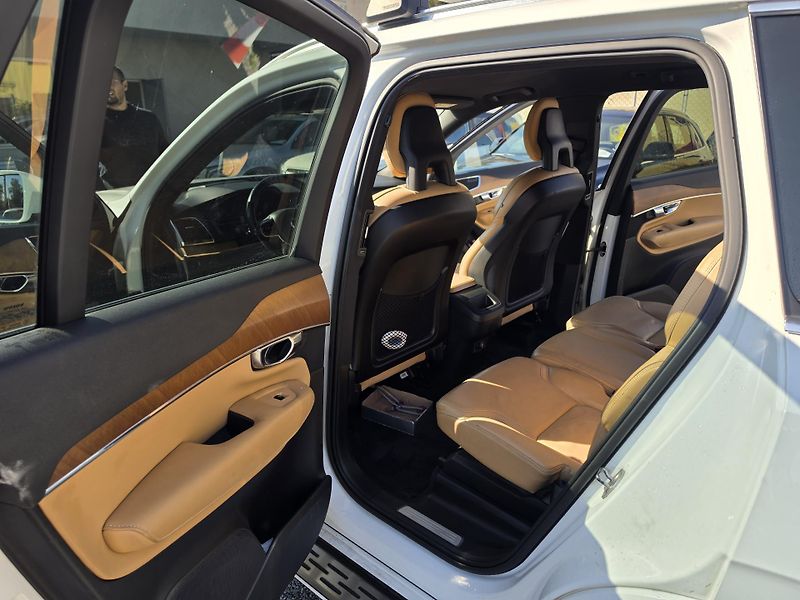 Volvo XC90 2.0D 7 míst TZ  - fotka 8 z 20