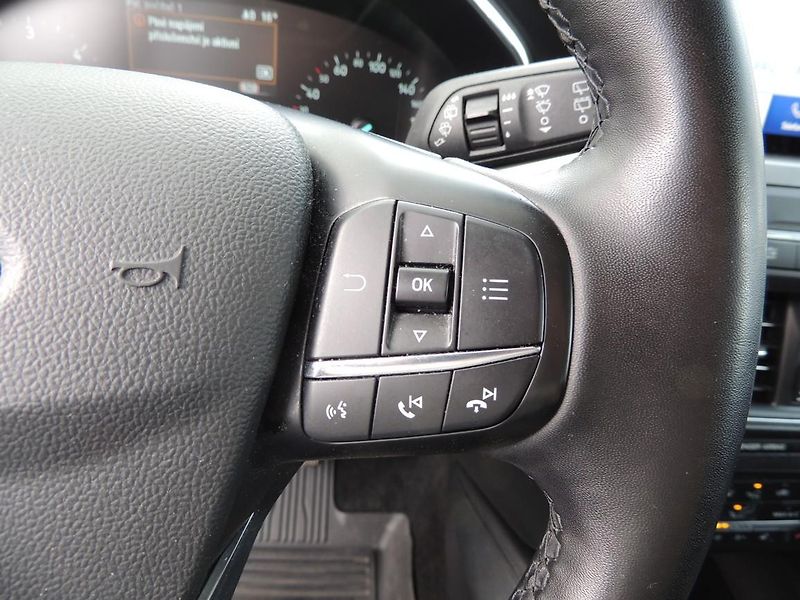 Ford Focus (2022) 1.5TDCi,88kw,Titanium,automat - fotka 22 z 62