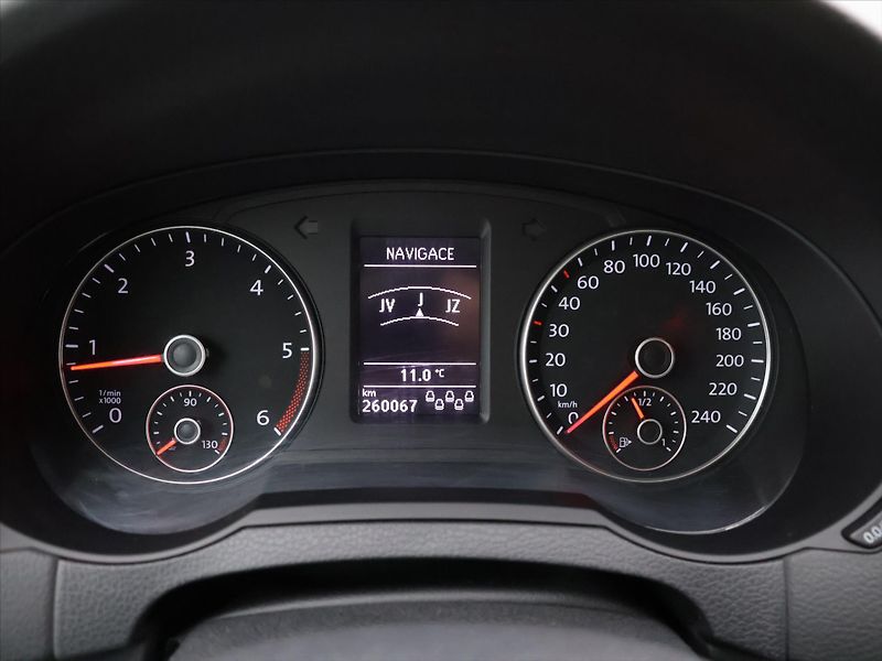 Seat Alhambra 2,0 TDI 103kW DSG Style 7-Míst - fotka 19 z 41