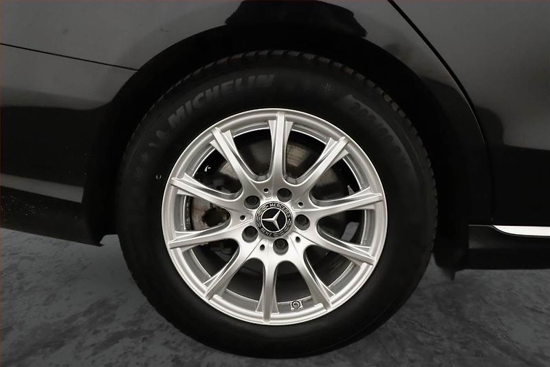 Mercedes-Benz Třídy C (2018) C 220 d, Automat, Serv.kniha - fotka 12 z 20