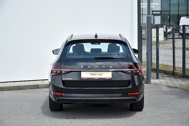 Škoda Superb (2020) Style 2.0 TDI 110kW DSG - fotka 8 z 34