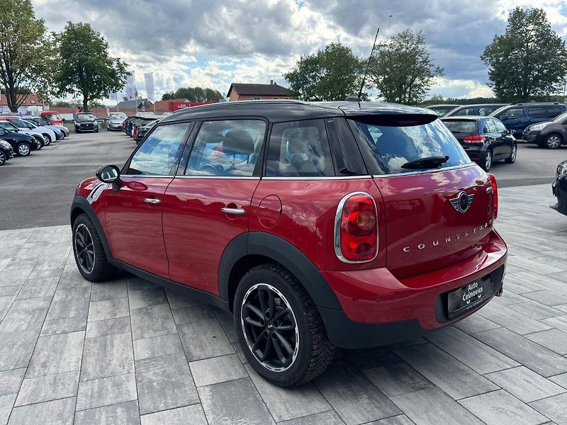 Mini Countryman (2015) 1,6 D 82 Kw - fotka 7 z 33