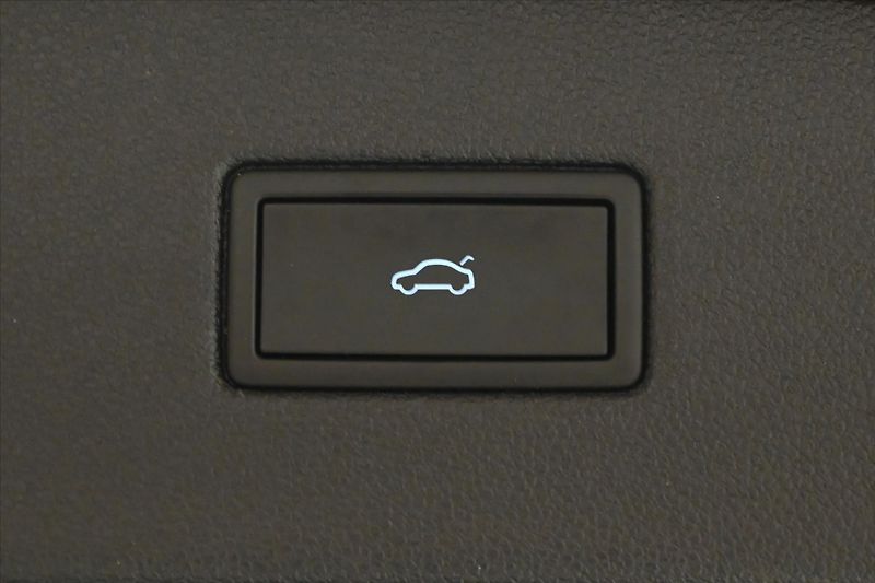 Seat Tarraco 1,4 TSI 180 kW e-Hybrid DSG Xc - fotka 28 z 33