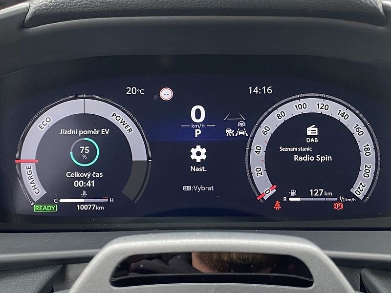 Toyota C-HR 1.8HEV, ČR, Executive VIP, DPH - fotka 13 z 19