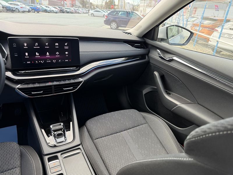 Škoda Octavia 1,5 TSi/110kW DSG e-TEC STYLE - fotka 50 z 80
