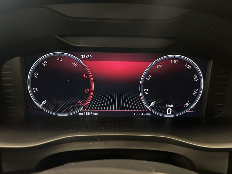 Škoda Kodiaq (2022) 2.0TDi L&K DSG 4x4 LED TZ - fotka 8 z 40