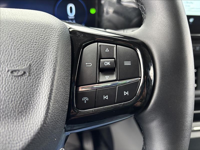 Ford Tourneo Custom 2,5 PHEV 171kW Titanium X L1 - fotka 38 z 59