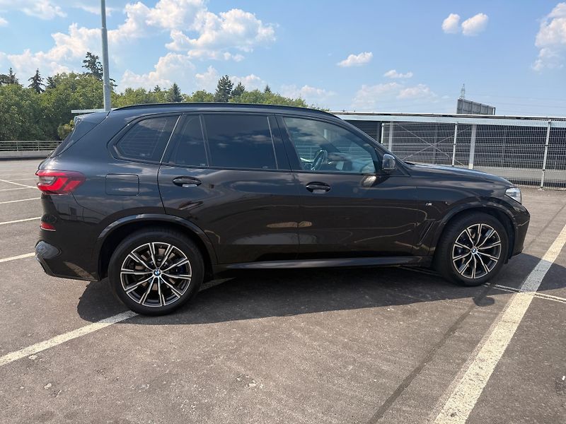 BMW X5 (2020) - fotka 4 z 13