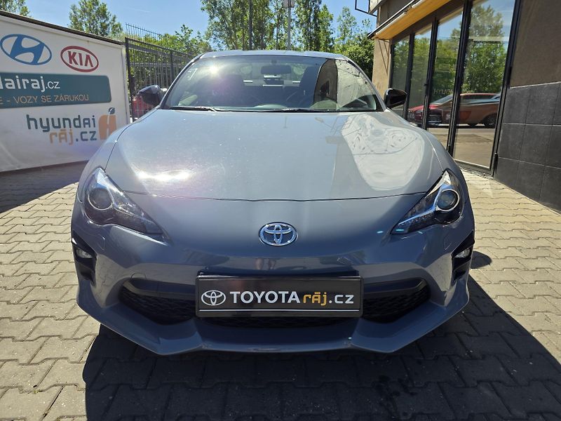 Toyota GT86 2.0-Black Edition - fotka 3 z 12