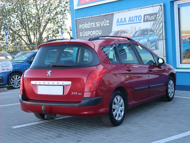Peugeot 308 (2010) 1.6 HDi, po STK, Tažné - fotka 5 z 16