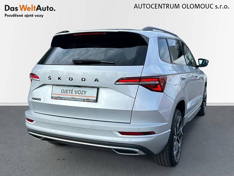 Škoda Karoq (2022) 1.5 TSI 7DSG Sportline - fotka 2 z 35