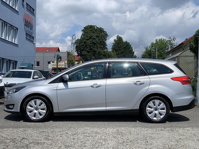 Ford Focus 1.6i PŮVOD ČR odp.DPH ZADÁNO - fotka 4 z 36