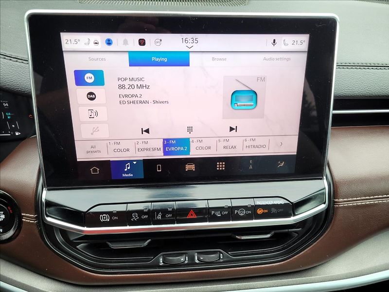 Jeep Compass 1,3 PHEV,Limited,4x4,facelift, - fotka 32 z 50