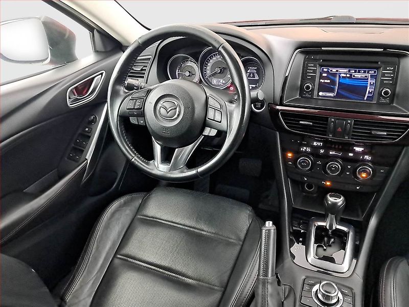 Mazda 6 (2015) 2.2 Skyactiv-D, Automat, Navi - fotka 7 z 19
