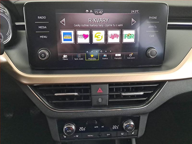 Škoda Scala (2019) Style 1.6 TDI, Tempomat - fotka 12 z 16