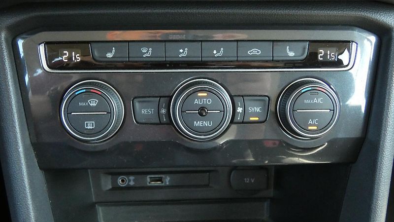 Volkswagen Tiguan Allspace 1.5TSI - fotka 16 z 21