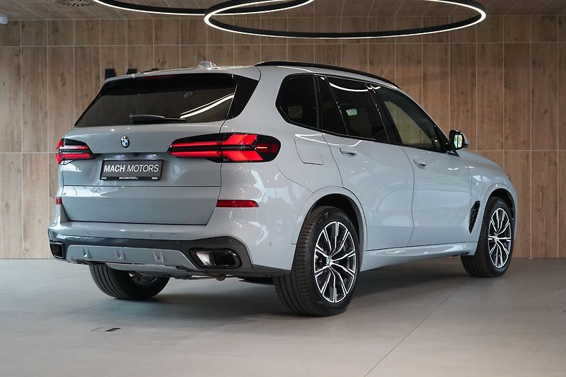BMW X5 30d xDrive, M-Paket PRO, Tažné - fotka 8 z 43