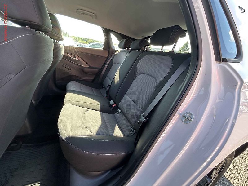 Hyundai i30 (2020) 1.4CVVT, ČR - fotka 10 z 17