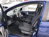 Toyota Aygo 1,0 - náhled 12