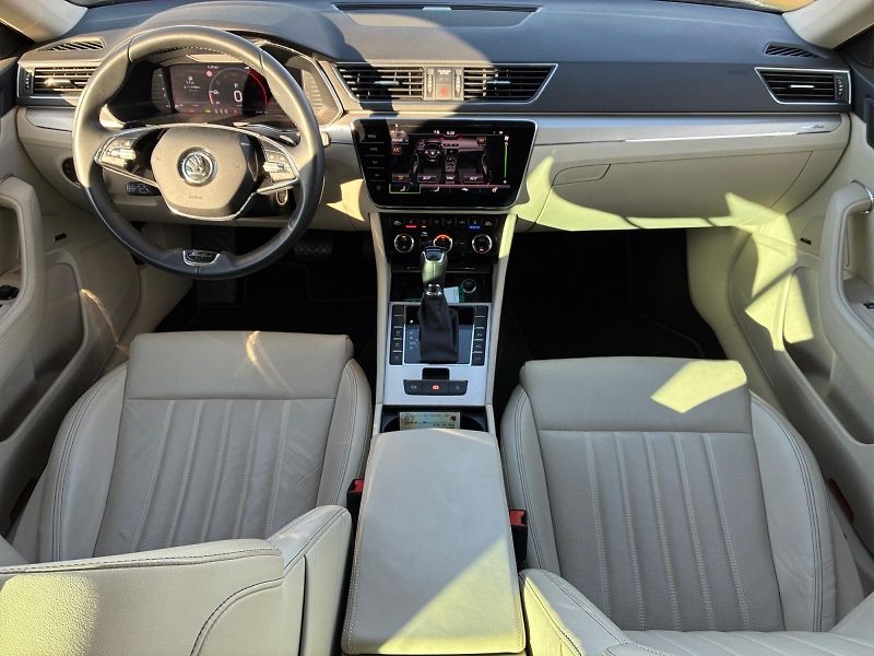 Škoda Superb (2023) L&K 2.0TDI 147kW DSG DPH CZ - fotka 9 z 11