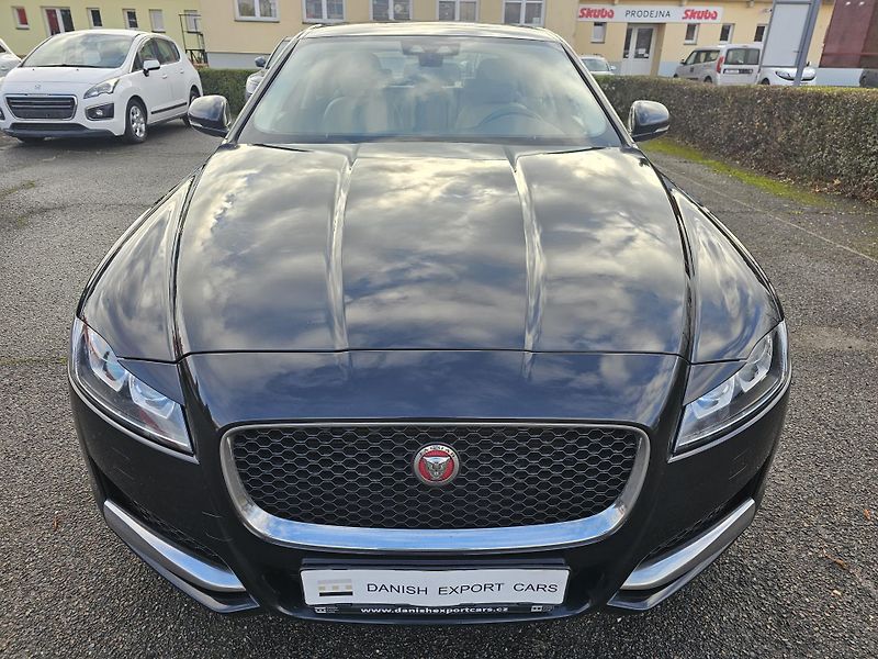 Jaguar XF (2019) 2.0 25D 177kW 2019,VÝHŘEV,KŮŽE - fotka 3 z 50