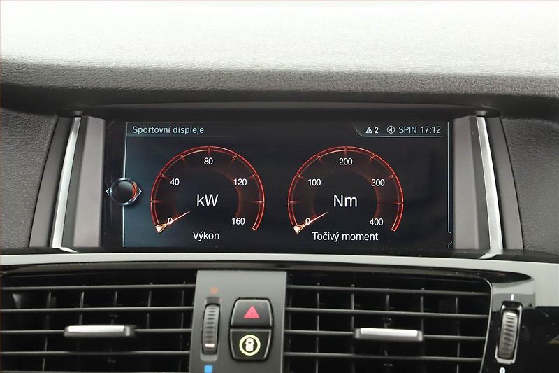 BMW X3 (2016) M Sport xDrive20d, 4X4 - fotka 16 z 20